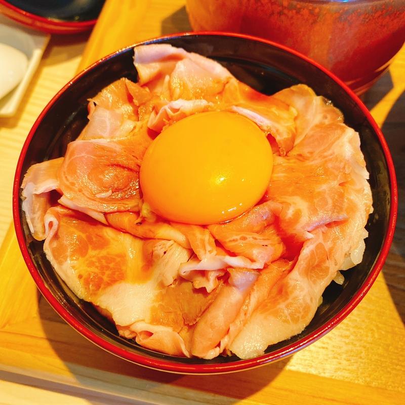 レアチャーシューご飯(麺つむぎ蒲生)