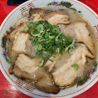 チャーシュー麺(博多大砲ラーメン 新宮店)