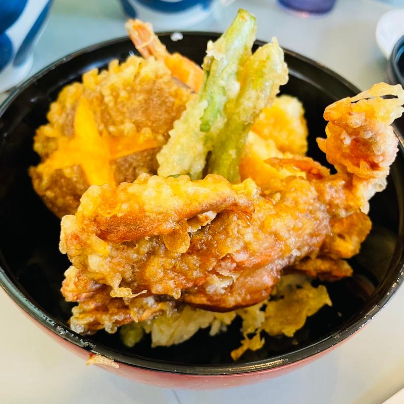 ソフトシェルクラブ丼(楽ちゃん 港本店)