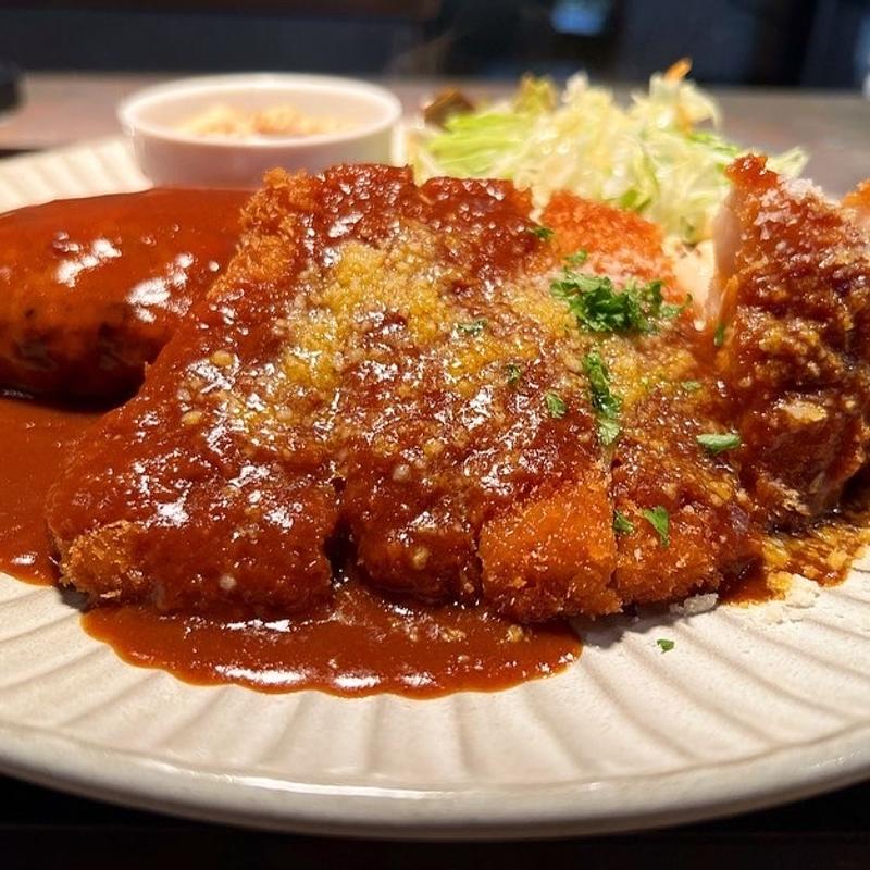 特製ハンバーグと国産ポークカツ(Saffron Saffron （サフラン サフラン）)