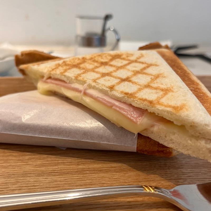 ホットサンド(BAR COREDO 乃木坂)