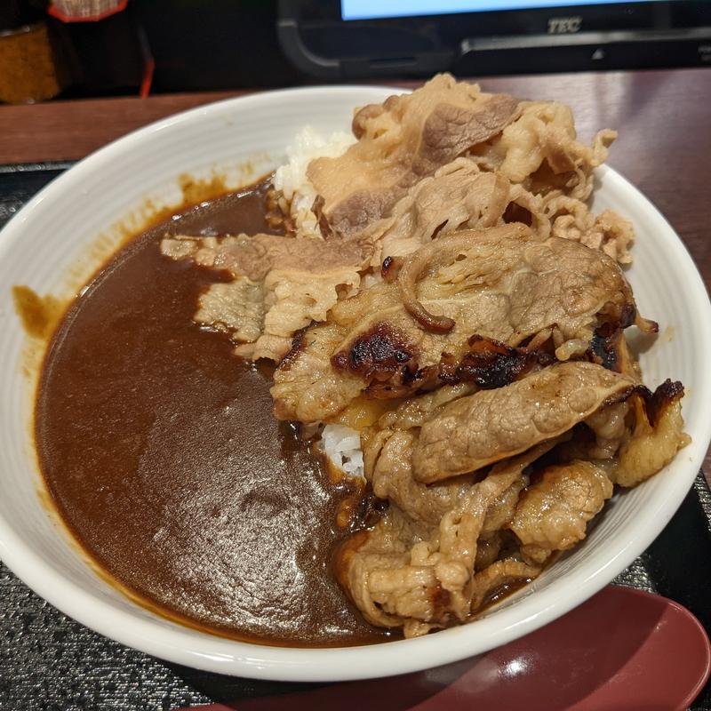 牛×牛カルビ黒カレー(吉野家 大崎ニューシティ店)