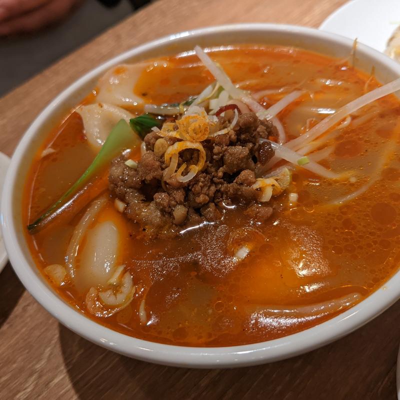 坦々スープ餃子(金の餃子酒場 恵比寿店)