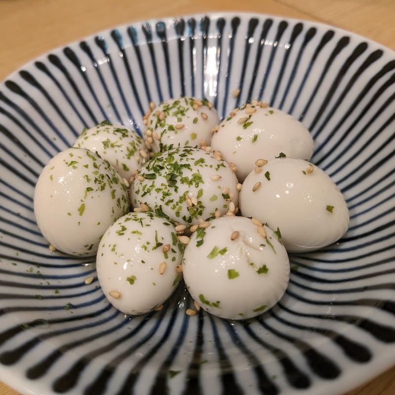 うずら玉子の浅漬け(太陽ホエール 野毛本店)