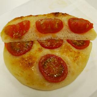 トマトのフォカッチャ(土樋パン製作所 )