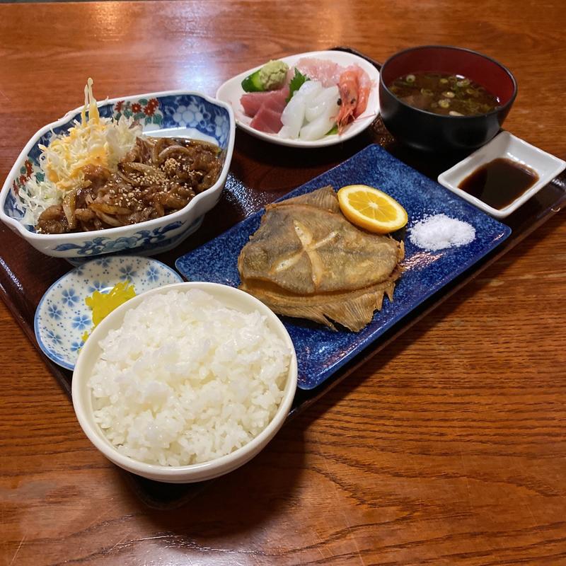 1000円定食(寿し保 )