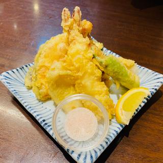 天ぷら盛り合わせ(海鮮すなおや食堂)