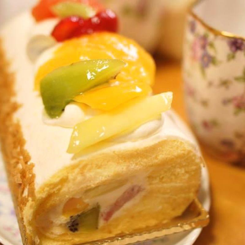 ロールケーキ(タカノフルーツパーラー 地下鉄ビル店 )