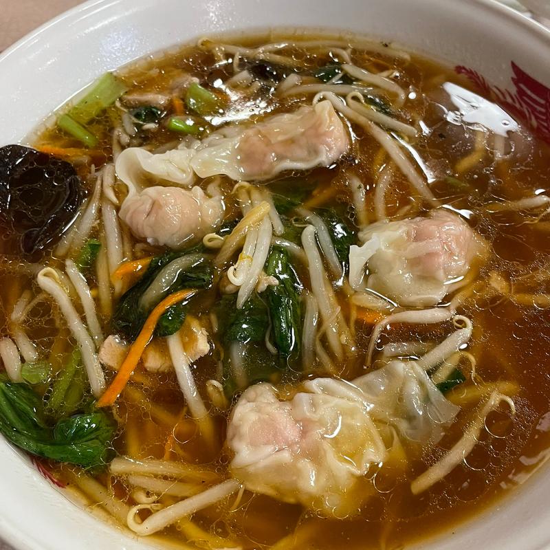 ワンタン入りサンマーメン(中国料理 紅花（ベニハナ）)