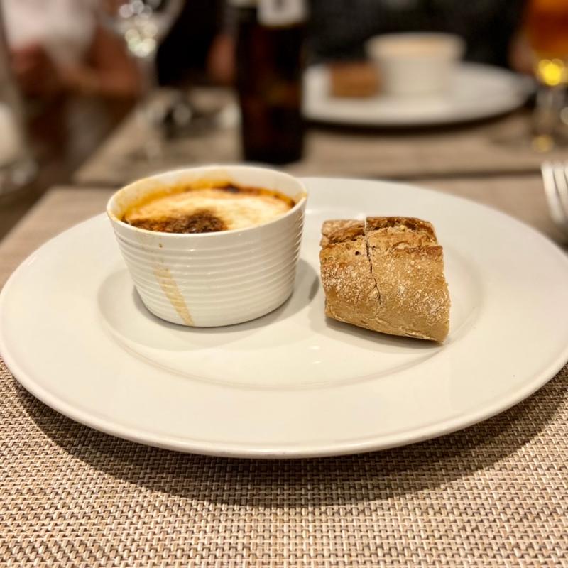 パン(キャトルラパン （quatre lapin）)