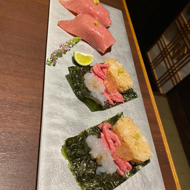 肉寿司2点盛合せ(黒毛和牛焼肉 薩摩 牛の蔵 本町店)