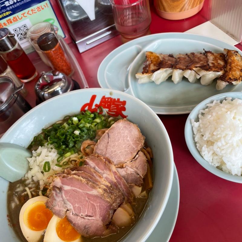 鬼煮干し＋半ライス(ラーメン山岡家 旭川永山店)