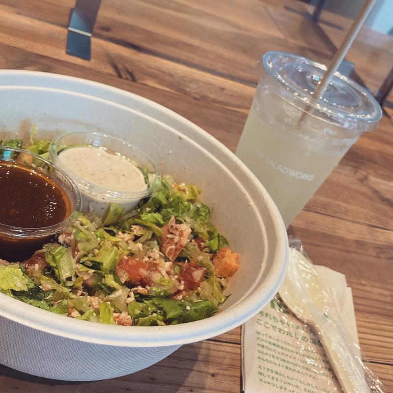 クラシック・チキンシーザー(クリスプサラダワークス 新宿南口店)