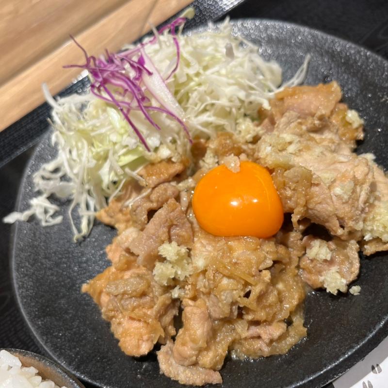 ニンニクパンチ！生姜焼き定食（オススメ）(しょうが焼き BaKa 神保町店)