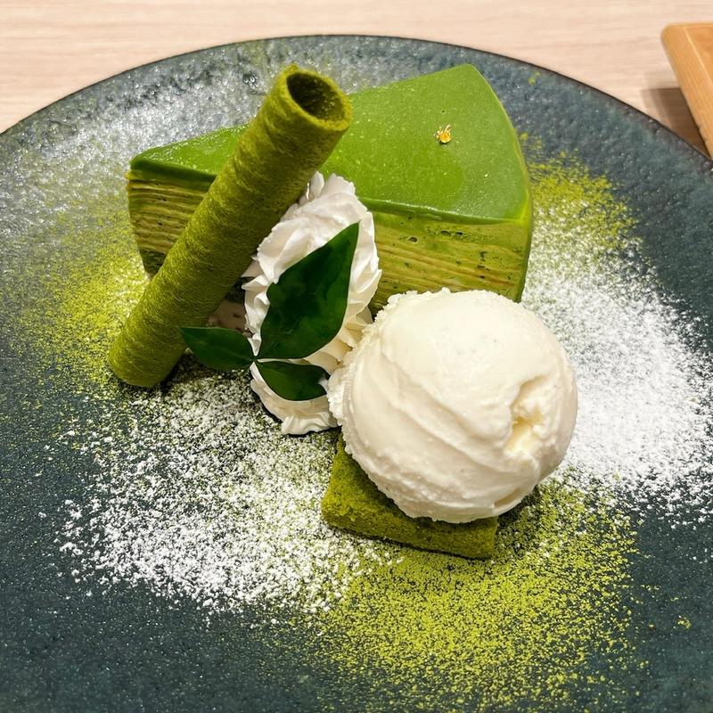お濃い抹茶ミルクレープ(茶寮翠泉池袋東武店)