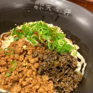 宜賓燃麺(イーピンランメン)(担担麺や 天秤 （ダンダンメンヤ テンビン）)