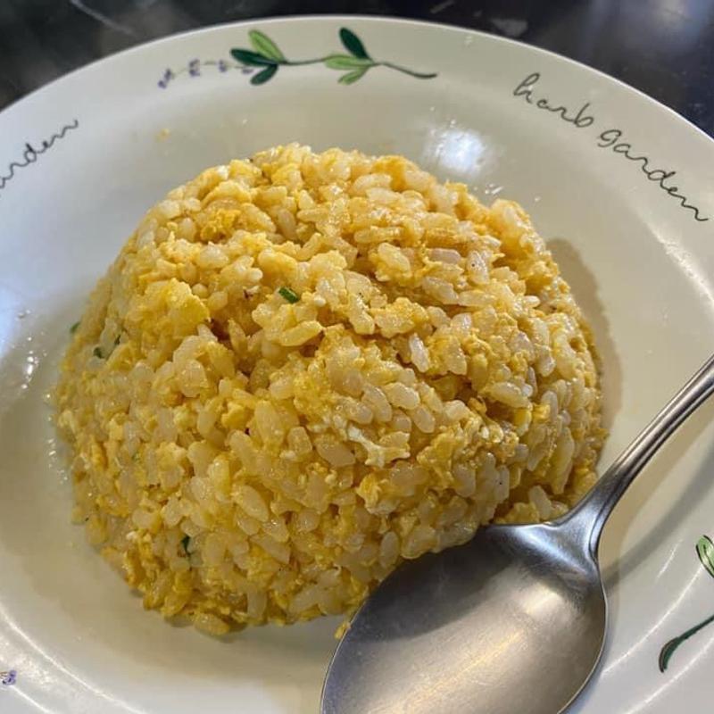 炒飯(13湯麺 （かずさんとんみん）)