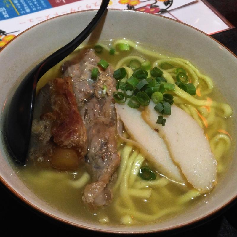 沖縄そば(てぃーだかんかん 飛田給店 )