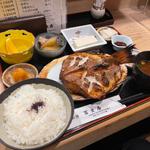 あかうおの醤油漬け定食(冨士屋本店 （富士屋 ふじやほんてん）)