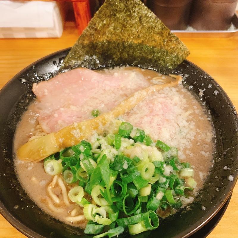 驚濃豚骨スープ並(驚麺屋)