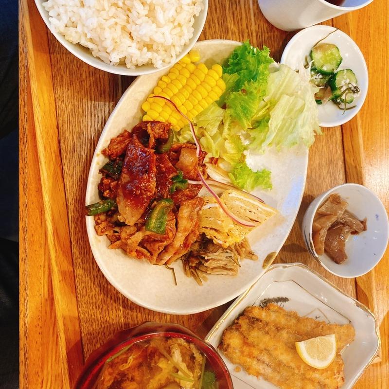 日替わり定食(ごはん・ごはん)