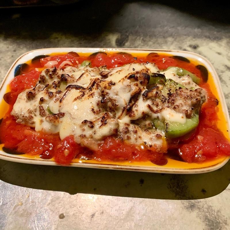 白茄子と挽肉のチーズ焼き(NOODLE&BAR SANCHA FUKAMI)