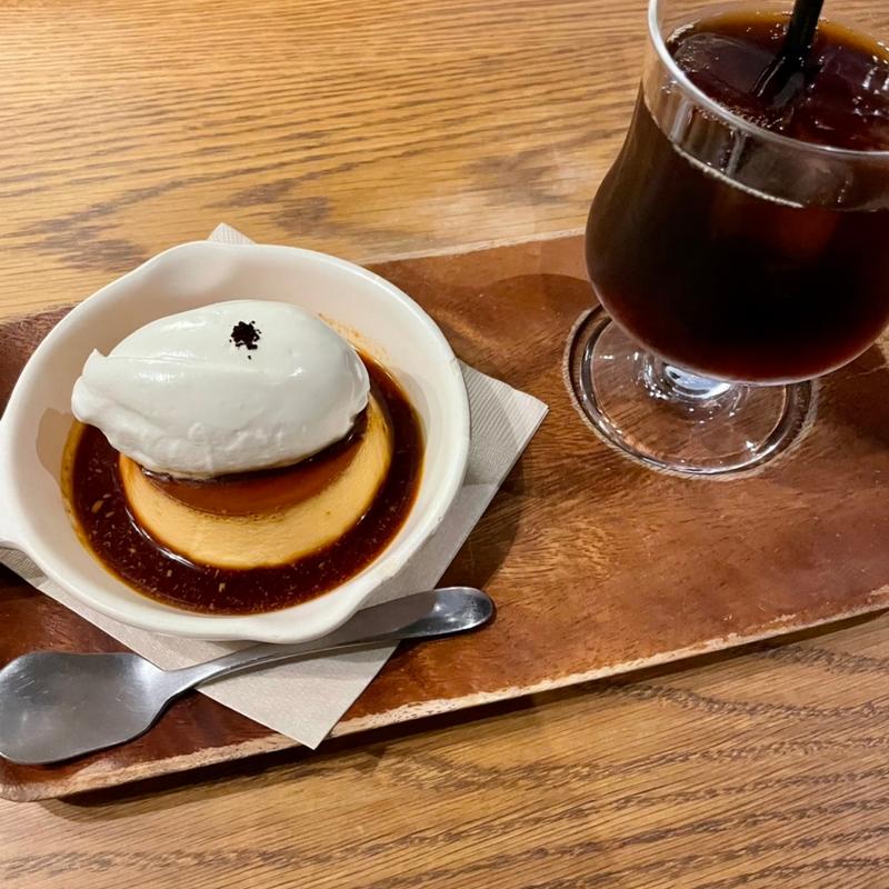 硬めに焼き上げたプリン セット(10 DIXANS ディゾン九段下店)