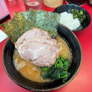 煮豚チャーシューメン(横浜らーめん山本家)