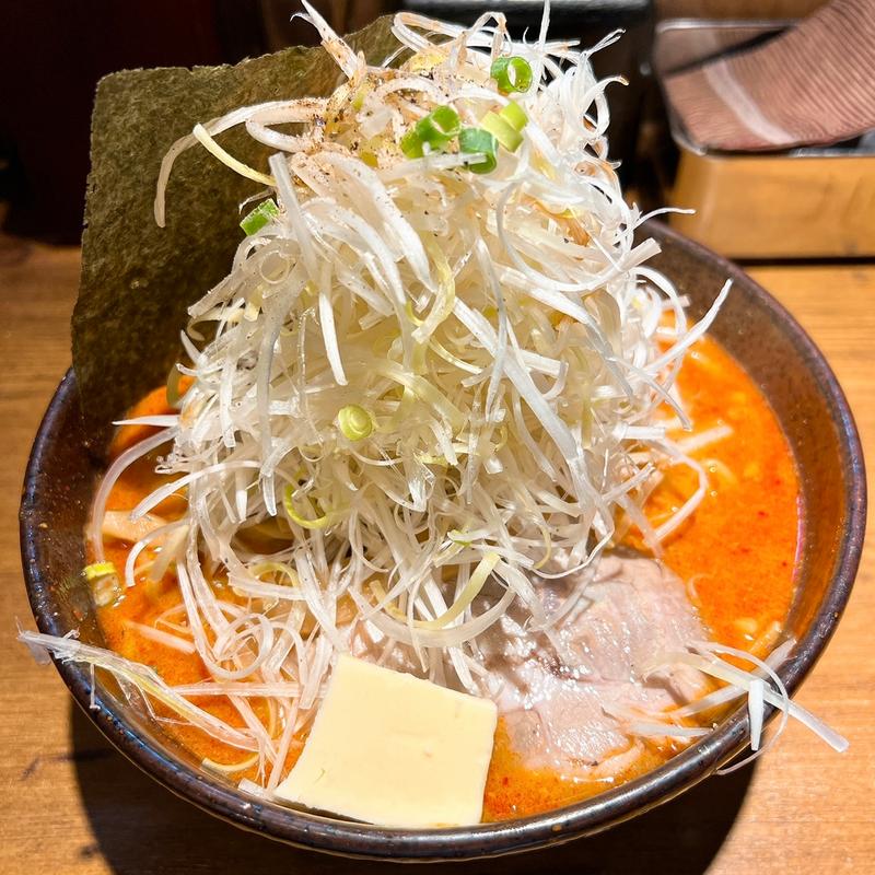 辛味噌らーめん(北海道らーめん楓 日ノ出町店)