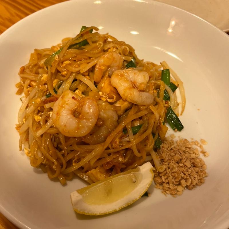 パッタイ（タイ風焼きそば）(サワディー )