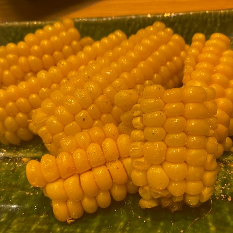 揚げとうもろこしのトリュフオイルがけ(ろばた結)