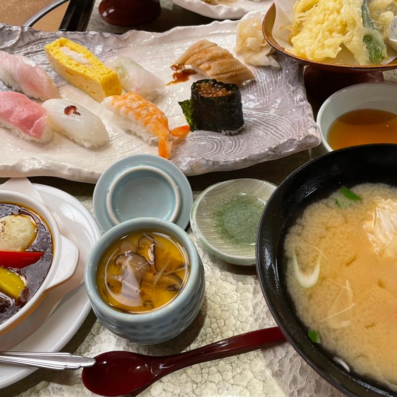 寿司御膳(せんざん 港南台本店)