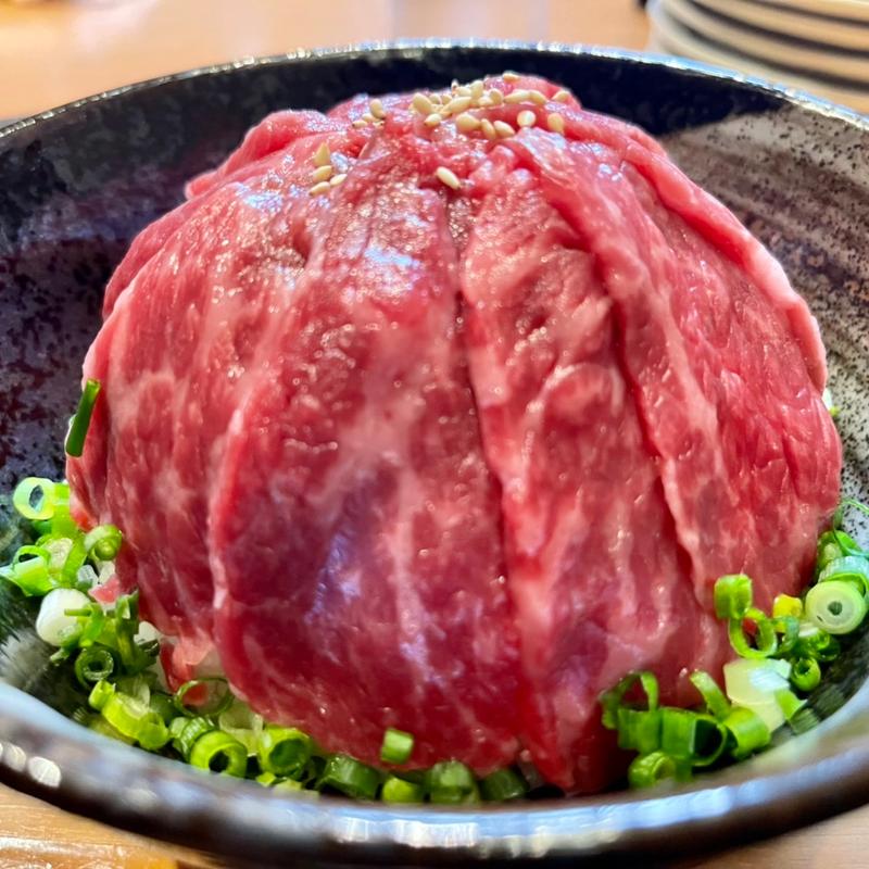 牛刺し丼(焼肉まさしげ )