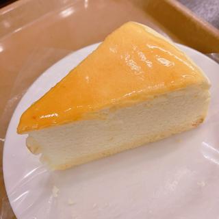 チーズスフレ(イタリアン・トマト CafeJr. 池袋サンシャインアルタ店)