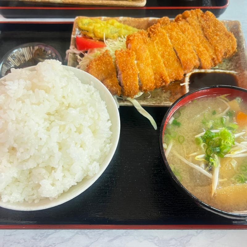 トンカツ定食(トーホー食堂 )