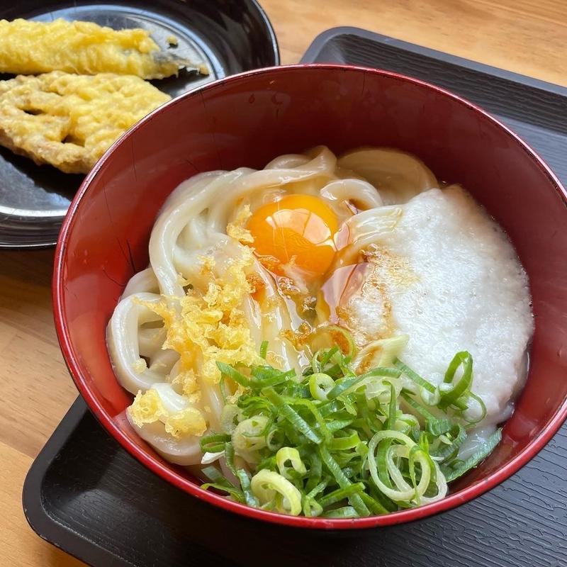 山芋卵醤油うどん(讃岐麺処山岡)