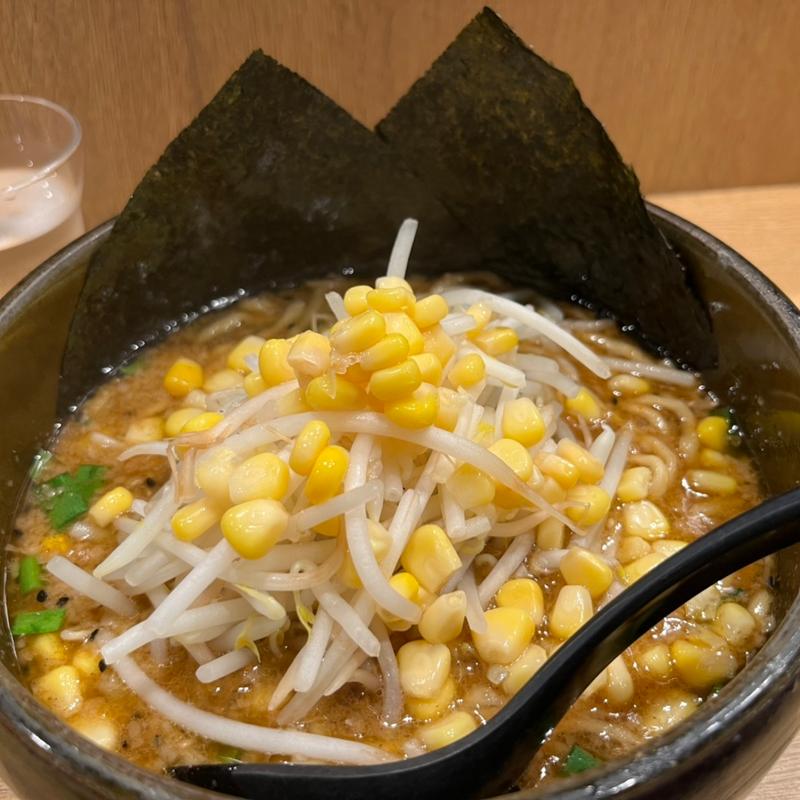 (東京スタイルみそらーめん ど・みそ 京橋本店)