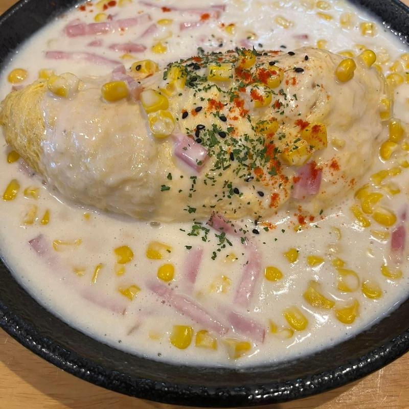 ベーコンとコーンのオムライス(フィリス （F～iris）)
