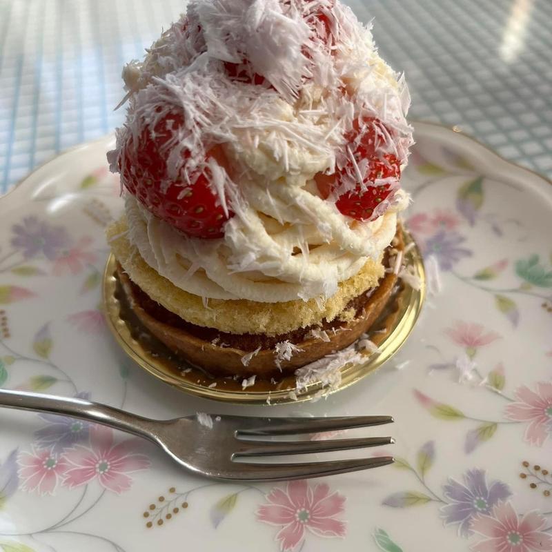 いちごバカのモンブラン(をかし東城 )