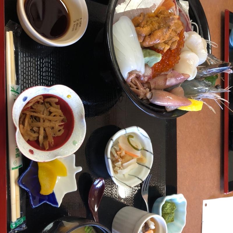 (活魚料理旅館 つり幸 )