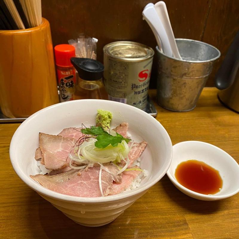 低温調理ポークステーキ丼(馳走麺 狸穴)