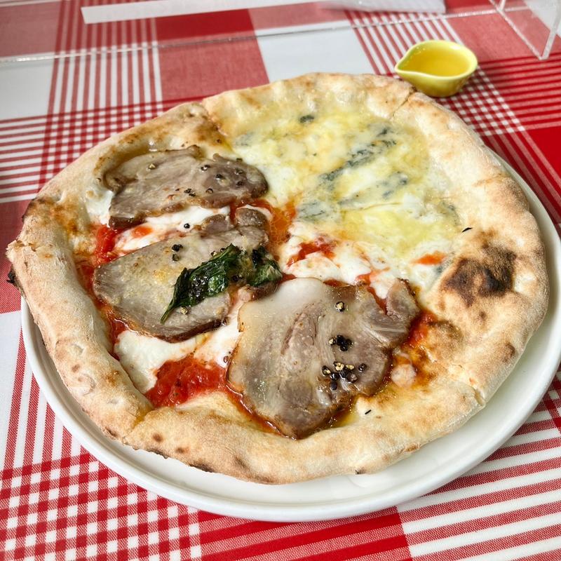 はちみつポーク&4種のチーズのハーフピザ(山のはちみつ屋　ピザ工房 )