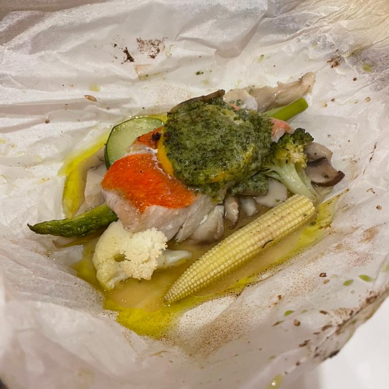 鮮魚の紙包み焼き(ルコネッサンス武蔵新城)