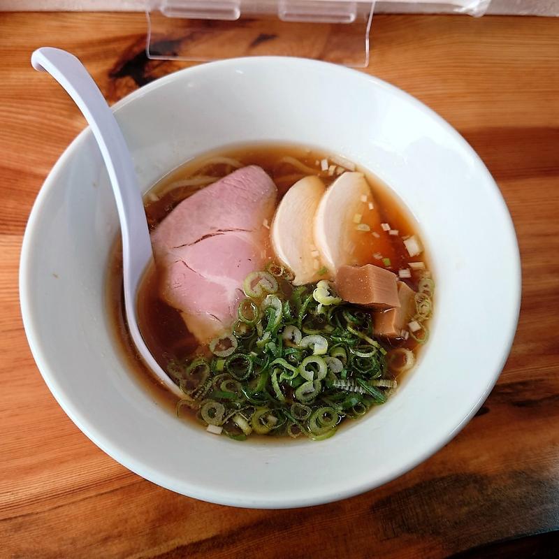 生醤油らぁめん(らぁめん 麺屋秀)