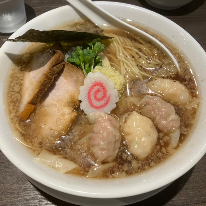 背脂煮干しょうが中華そばミックスワンタン麺(かみなり中華そば店)