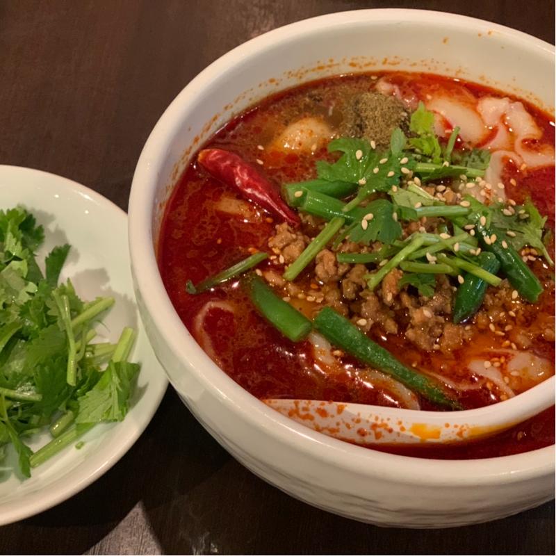 麻辣刀削麺　パクチートッピング(張家 代々木店 （チョウヤ）)