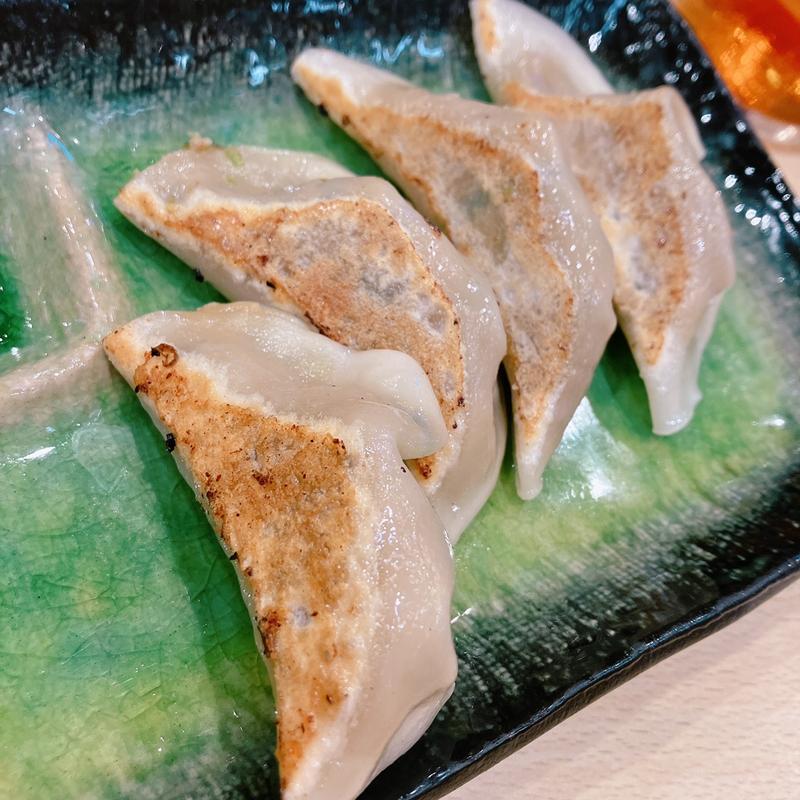 餃子(4個)(桂花ラーメン 新宿ふぁんてん)