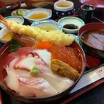 海鮮丼