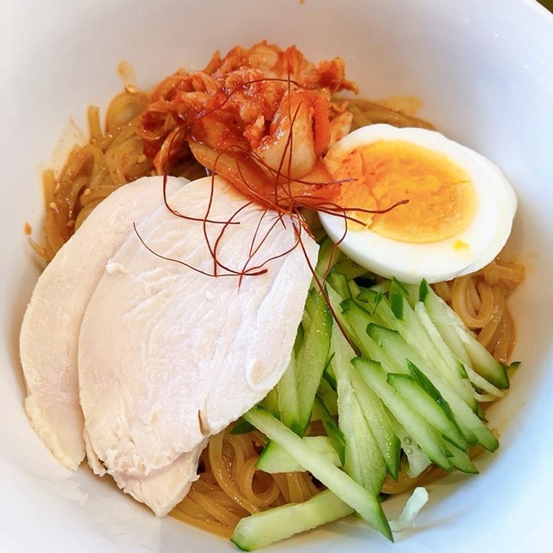ビビン麺(ジャモンカフェ)