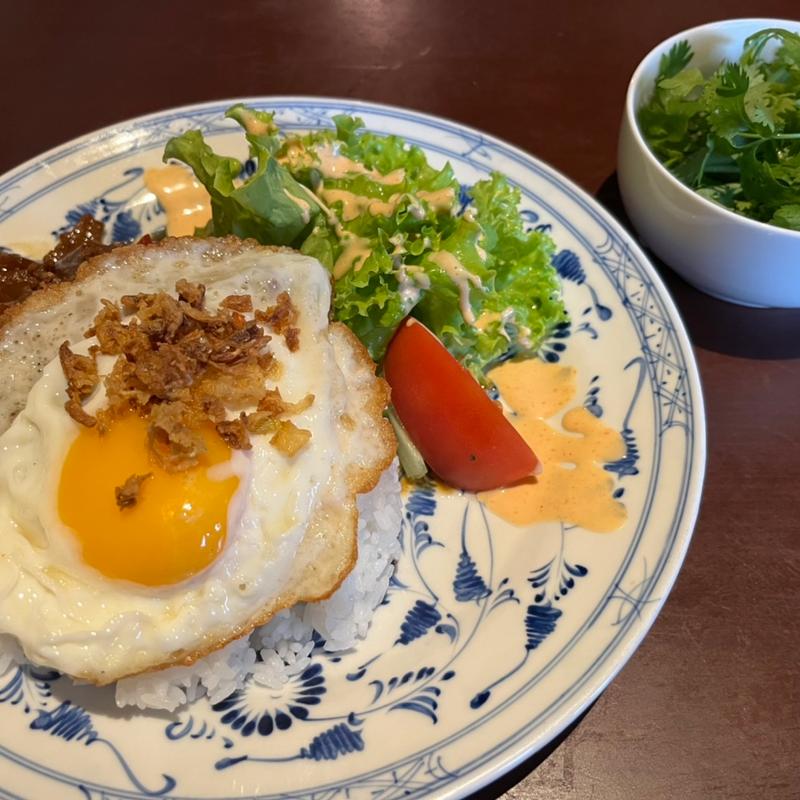 ガパオ飯(カフェドベトナム 澤上商店 （Cafe de Viet Nam）)